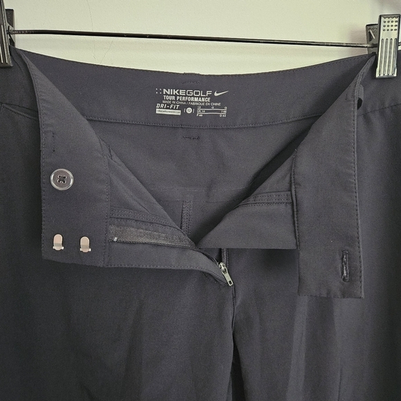 Nike Golf Dry-Fit Black and Green Bermuda Shorts Size 12 - Picture 6 of 9